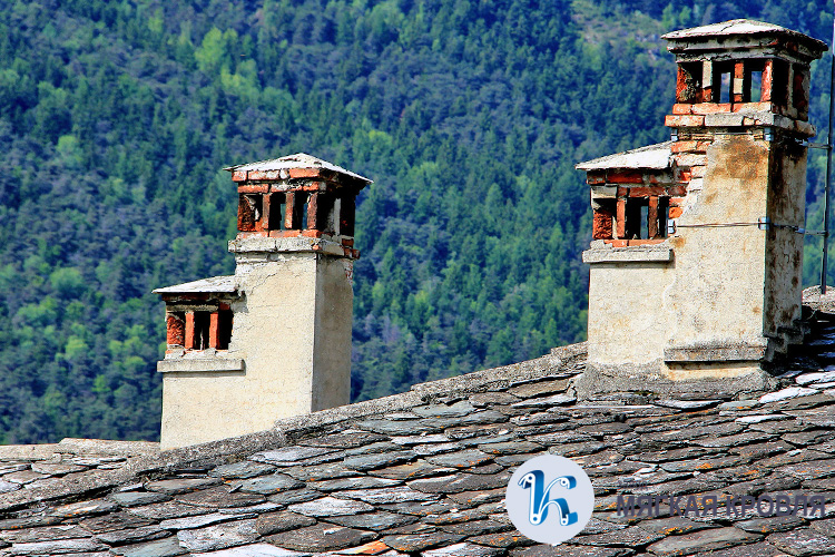 Каменная крыша